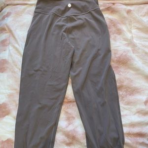 Lululemon cropped joggers